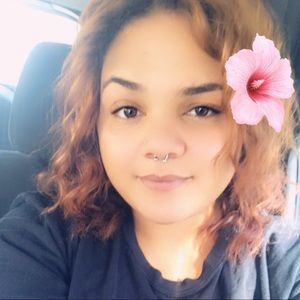 Meet your Posher, Carissa